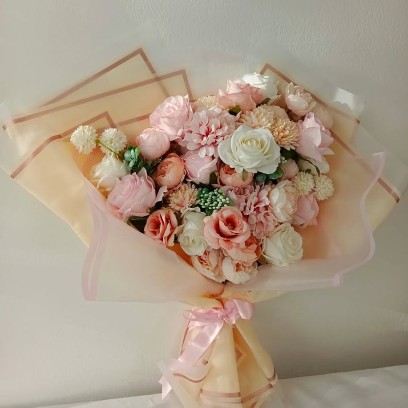 Romantik Pastel Tonlarda Yapay Çiçek Buketi